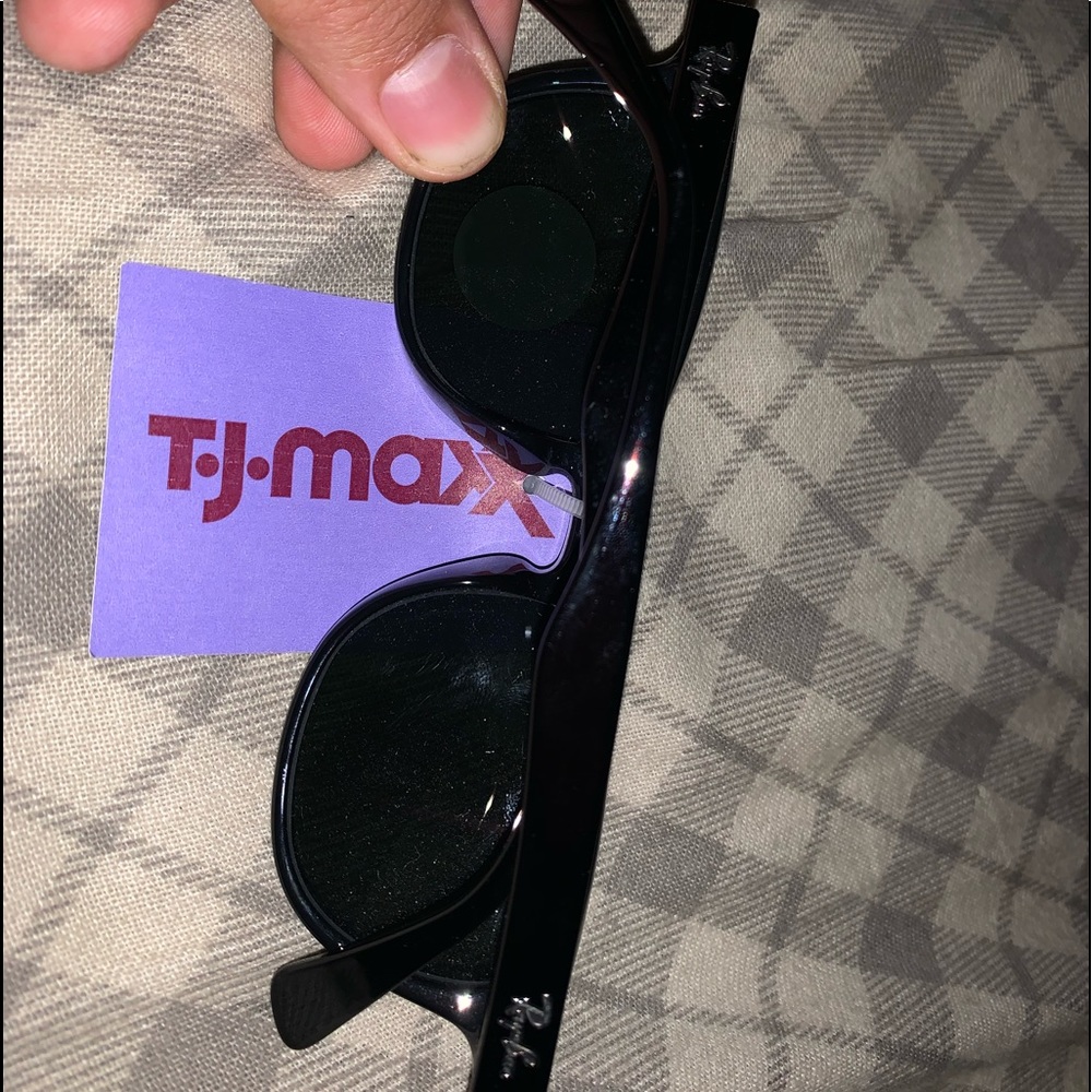 New polarized ray bans